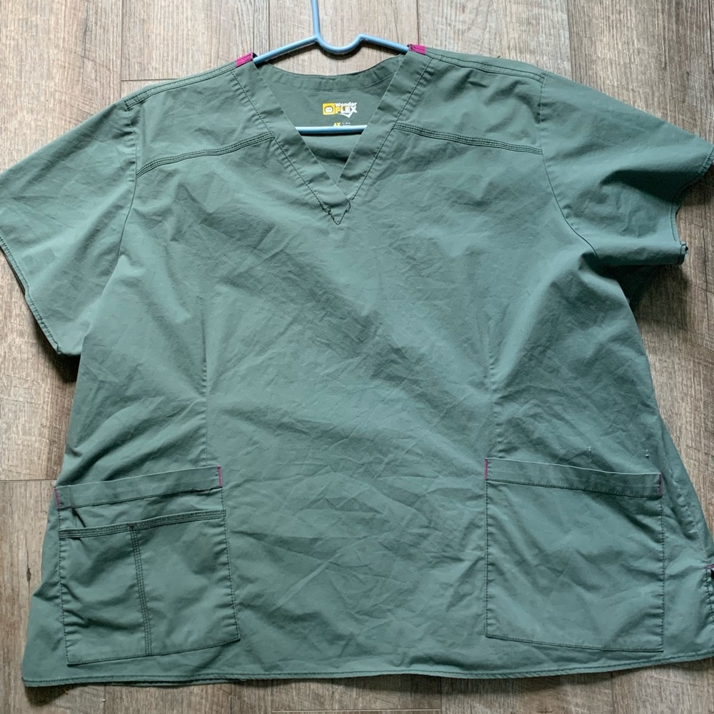 4 Plus Size Scrub Tops